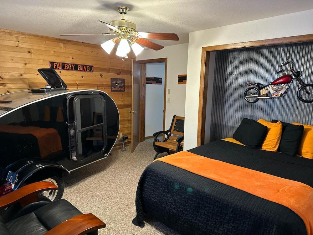 Country Cabins Hotel Chariton Bagian luar foto