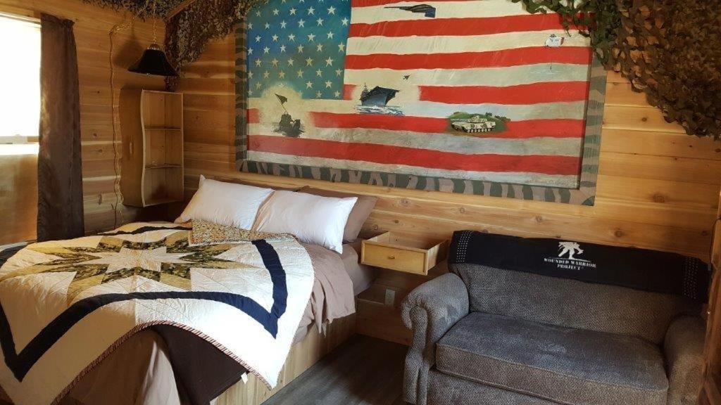 Country Cabins Hotel Chariton Bagian luar foto