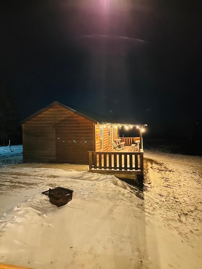 Country Cabins Hotel Chariton Bagian luar foto