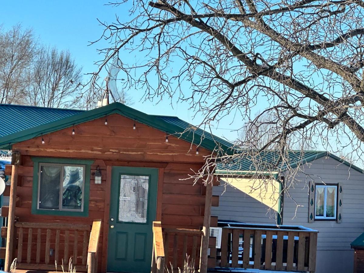 Country Cabins Hotel Chariton Bagian luar foto